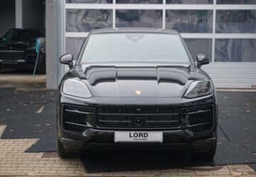 Porsche Cayenne 9.900 km 112.999 &euro; Stuttgart 70499