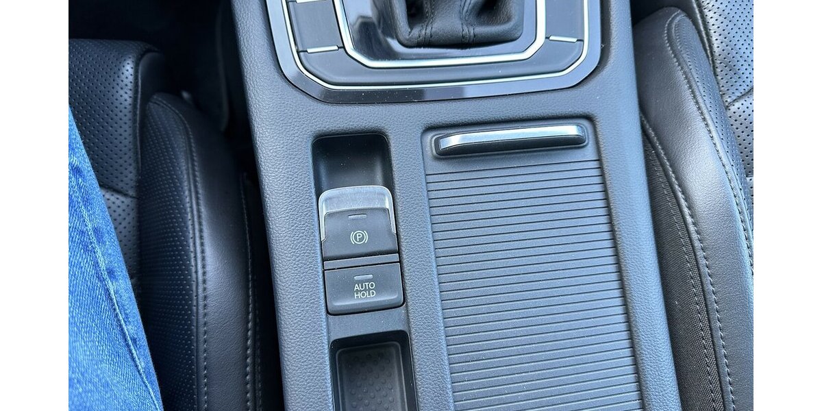 VW Passat Variant Highline 4Motion Leder LED Top Auss 126.180 km 21.500 &euro; Mainz 55122