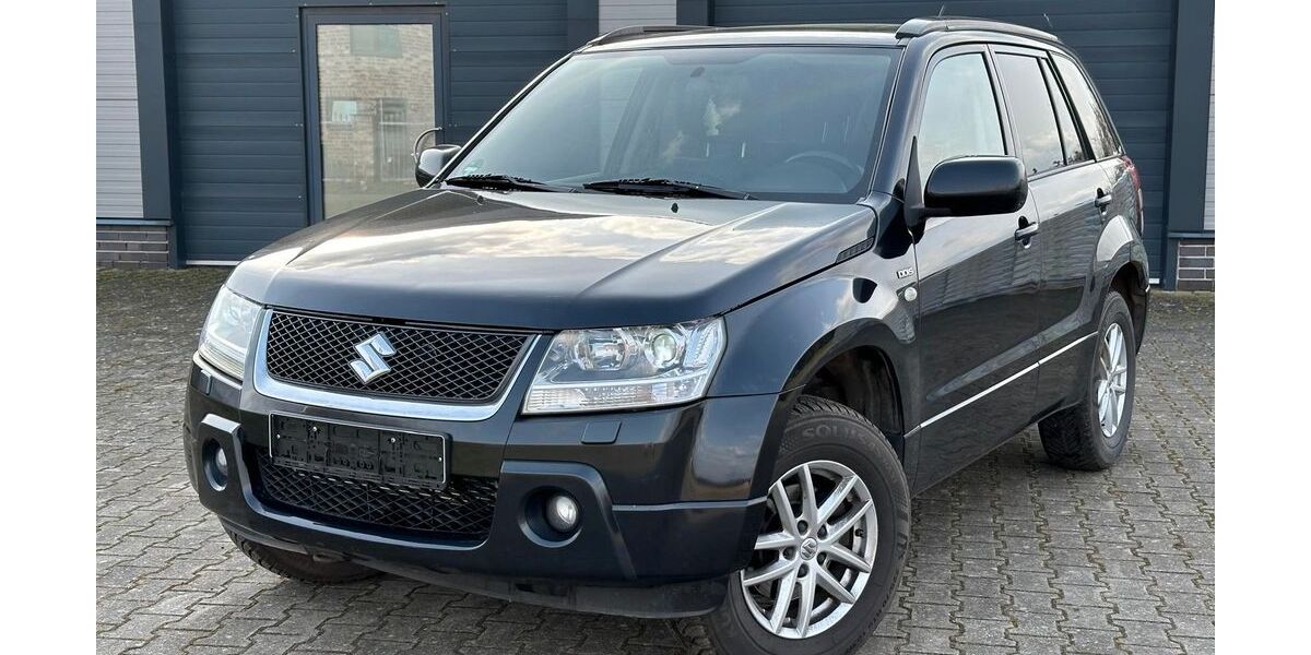 Suzuki Grand Vitara 234.000 km 2.200 &euro; Surwold 26903