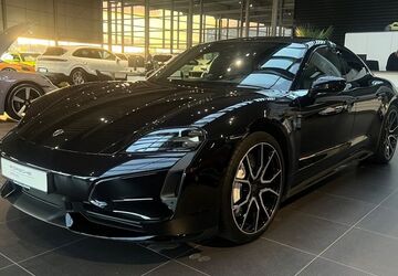 Porsche Taycan 10.900 km 158.700 &euro; Bielefeld 33719