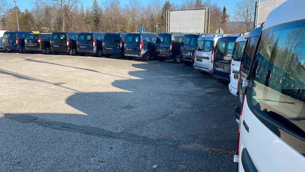 Dacia Dokker 63.695 km 13.890 &euro; Burgthann-Oberferrieden 90559