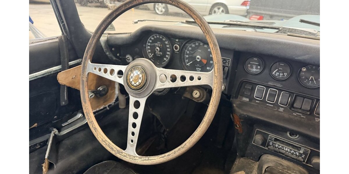 Jaguar E-Type Series 1.5 OTS Roadster 4.2 litre 54.321 km 28.800 &euro; Landsberg am Lech 86899