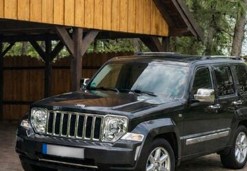 Jeep Cherokee 235.100 km 6.190 &euro; Haren 49733