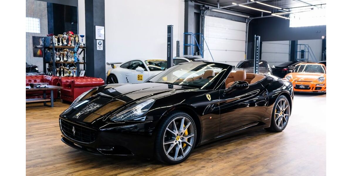 Ferrari California 79.900 km 114.900 &euro; Gdańsk 
