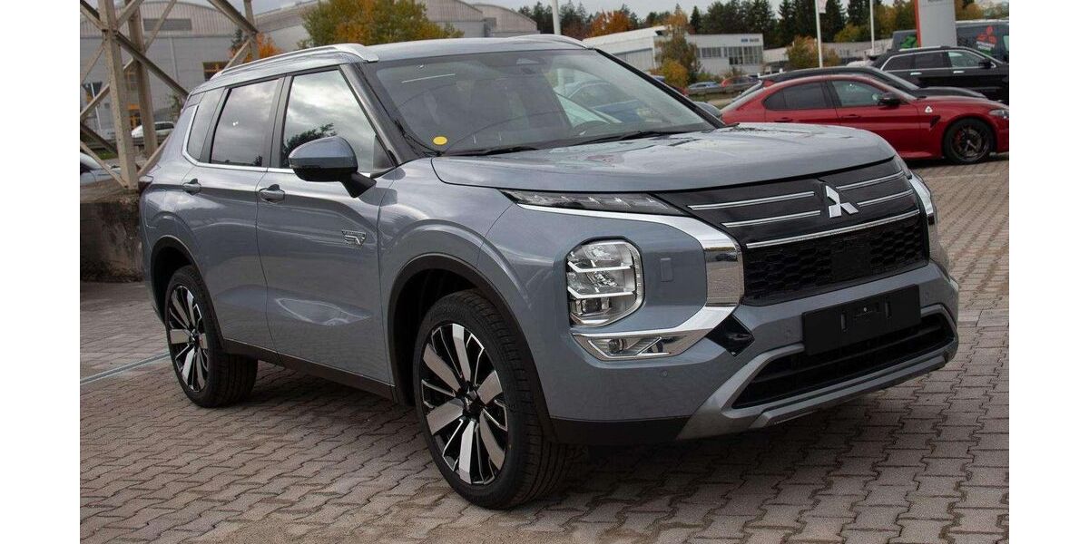 Mitsubishi Outlander 2.900 km 47.589 &euro; Mönchweiler 78087