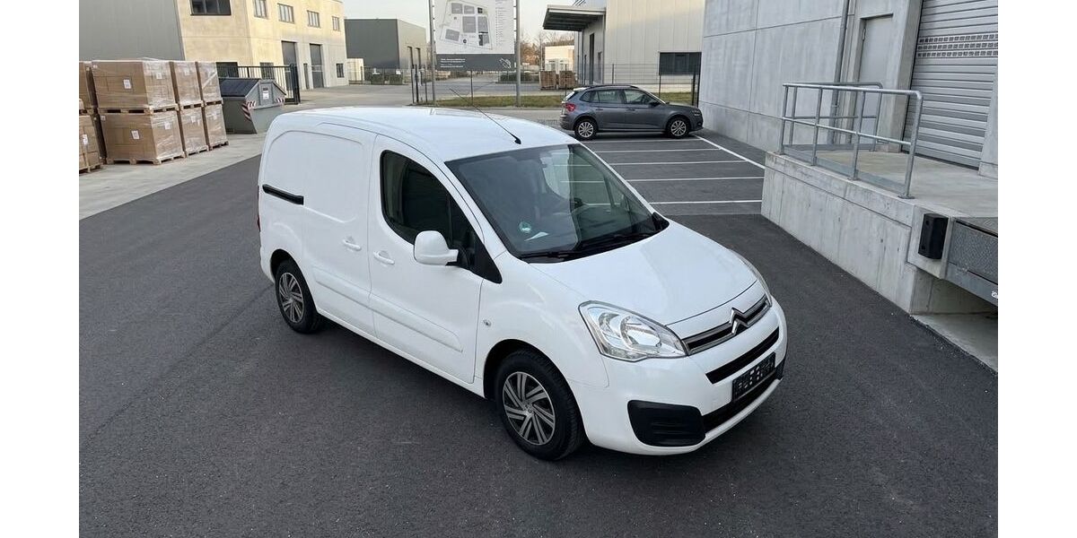 Citroen Berlingo 109.000 km 7.100 &euro; Offenbach 63069