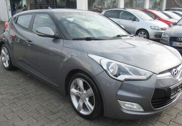 Hyundai Veloster 126.630 km 7.699 &euro; Hennef 53773
