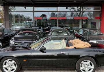 Jaguar XK8 101.640 km 19.900 &euro; BAIERBRUNN bei München 82065