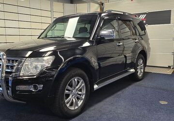 Mitsubishi Pajero 156.298 km 27.499 &euro; Dülmen 48249