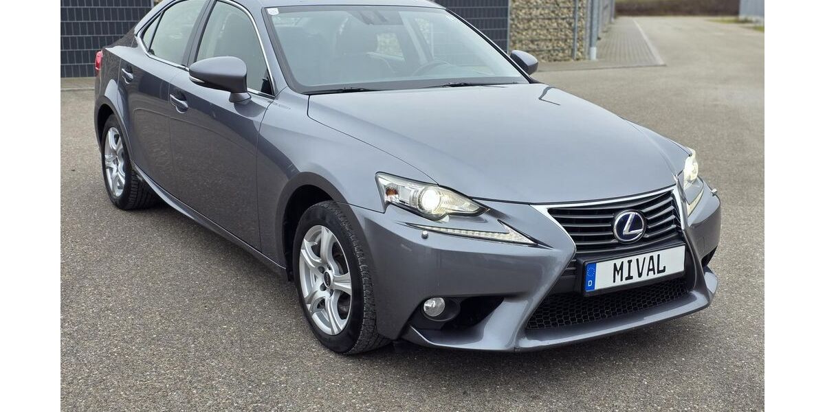 Lexus IS 300 173.774 km 15.000 &euro; Mühlhausen 92360