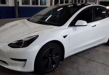Tesla Model 3 68.881 km 26.390 &euro; Helgoland 27498