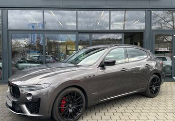 Maserati Levante 67.100 km 49.990 &euro; TÜBINGEN 72072