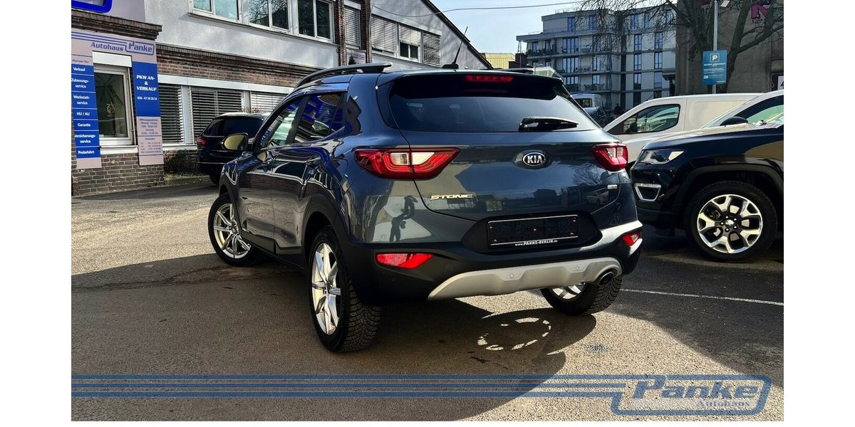 Kia Stonic Spirit 1.0*NAV*SHZ*RFK*BT*TotW*LED* 75.000 km 9.990 &euro; Berlin 13187