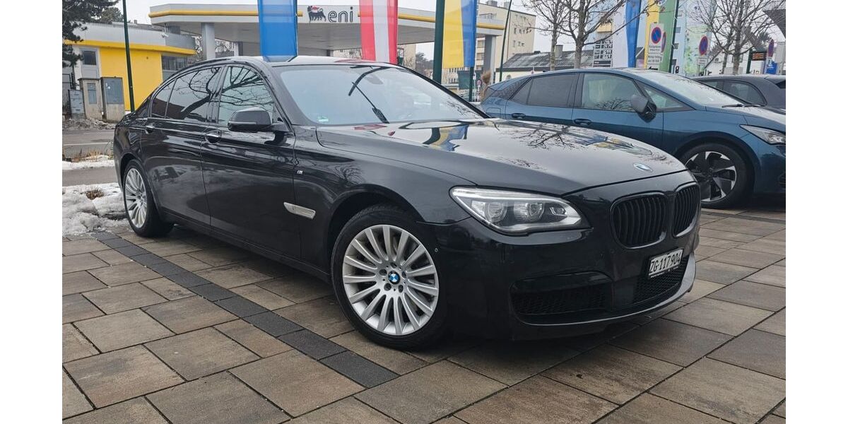 BMW 750 295.000 km 14.890 &euro; München 81541
