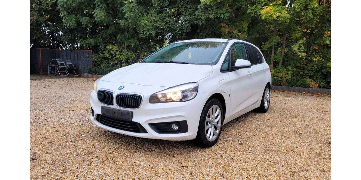 BMW 225 144.102 km 9.980 &euro; Zwickau 08056
