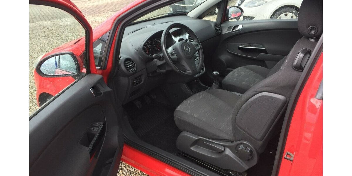 Opel Corsa Satellite,Klima, Temp.,Sitzheiz.,PDC,Tüv Neu 200.000 km 3.200 &euro; Himmelkron 95502