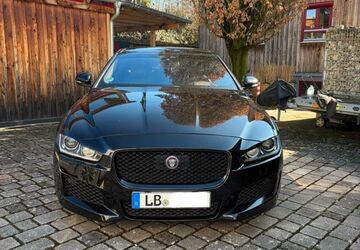 Jaguar XE 155.822 km 22.100 &euro; Sachsenheim 74343