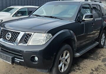 Nissan Pathfinder 217.000 km 9.950 &euro; Aldingen 78554