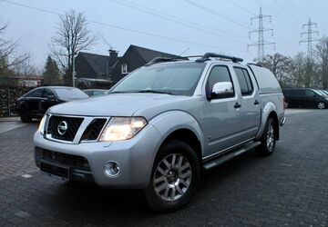 Nissan Navara 163.000 km 15.800 &euro; Köln 51145