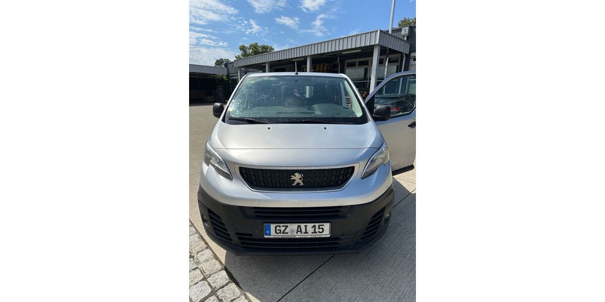 Peugeot Traveller 88.000 km 16.400 &euro; Leipheim 89340