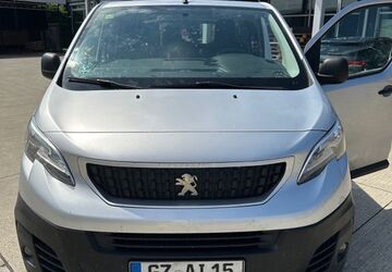 Peugeot Traveller 88.000 km 17.400 &euro; Leipheim 89340