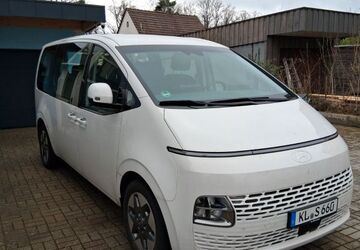 Hyundai STARIA 11.500 km 39.000 &euro; Kaiserslautern 67661