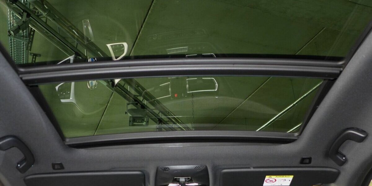 BMW 118i MSport Navi Prof,HUD,Pan.Dach,NP: 59.671 28.500 km 29.990 &euro; Landshut 84030