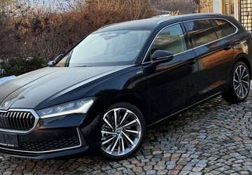 Skoda Superb 24.000 km 43.980 &euro; Schwarzenbach 92720