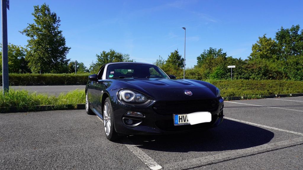 Fiat 124 Spider 80.000 km 15.200 &euro; Falkensee 14612