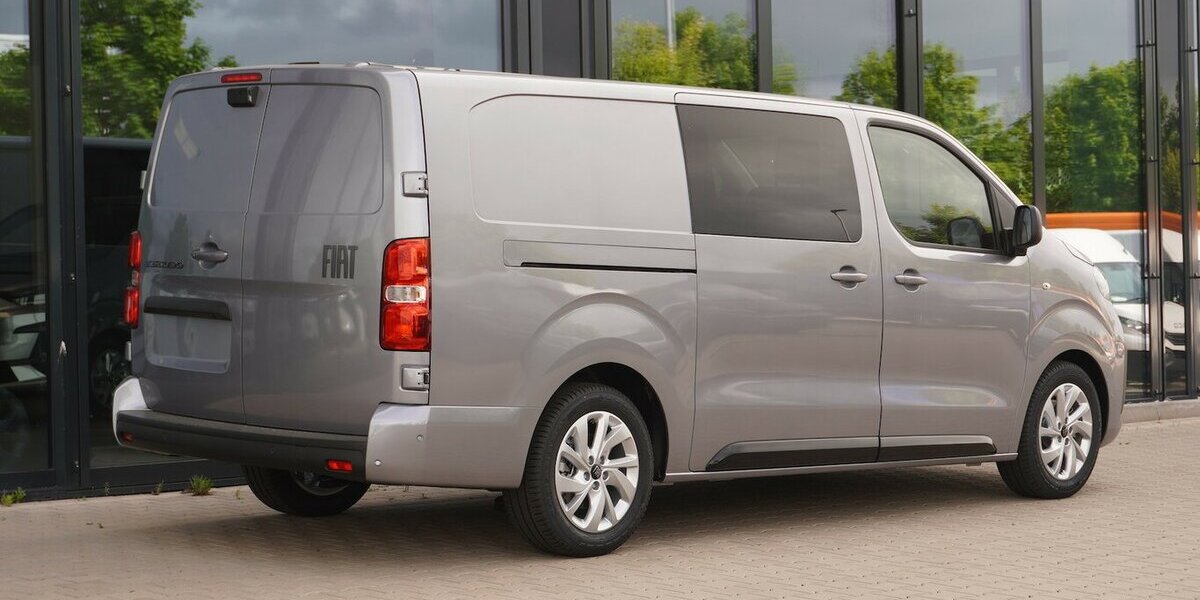 Fiat E-Scudo Multicab L3 75 kW/h / 5-Sitzer 8.712 km 39.972 &euro; Münchenbernsdorf 07589