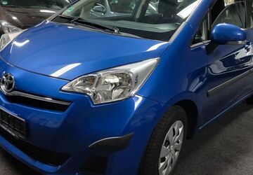 Toyota Verso-S 82.800 km 7.770 &euro; Rüsselsheim 65428