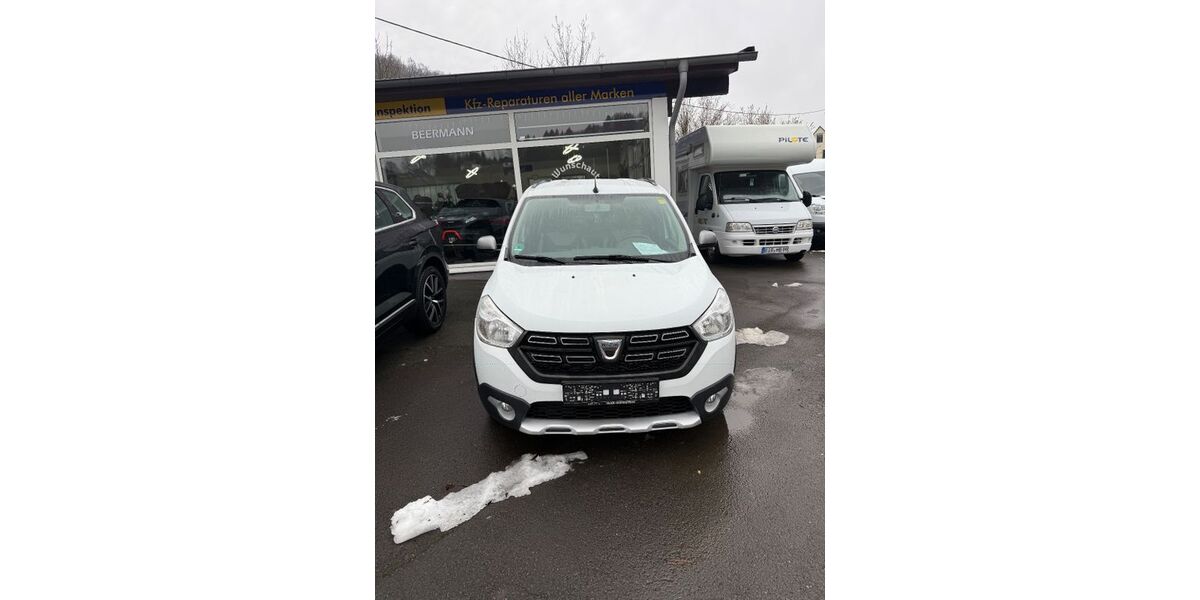 Dacia Lodgy 114.700 km 12.390 &euro; Niederbrombach 55767