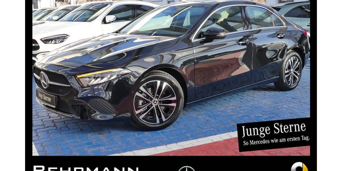 Mercedes-Benz A 180 3.200 km 34.890 &euro; Norderstedt (bei Hamburg) 22850