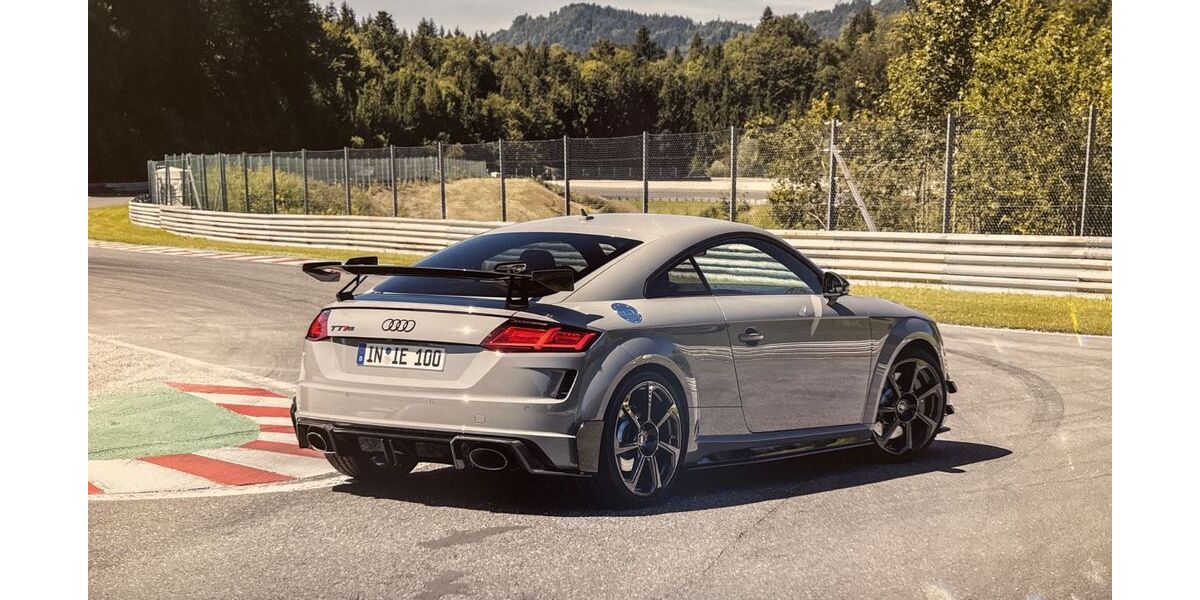 Audi TT RS 4.185 km 125.000 &euro; Traunstein 83278