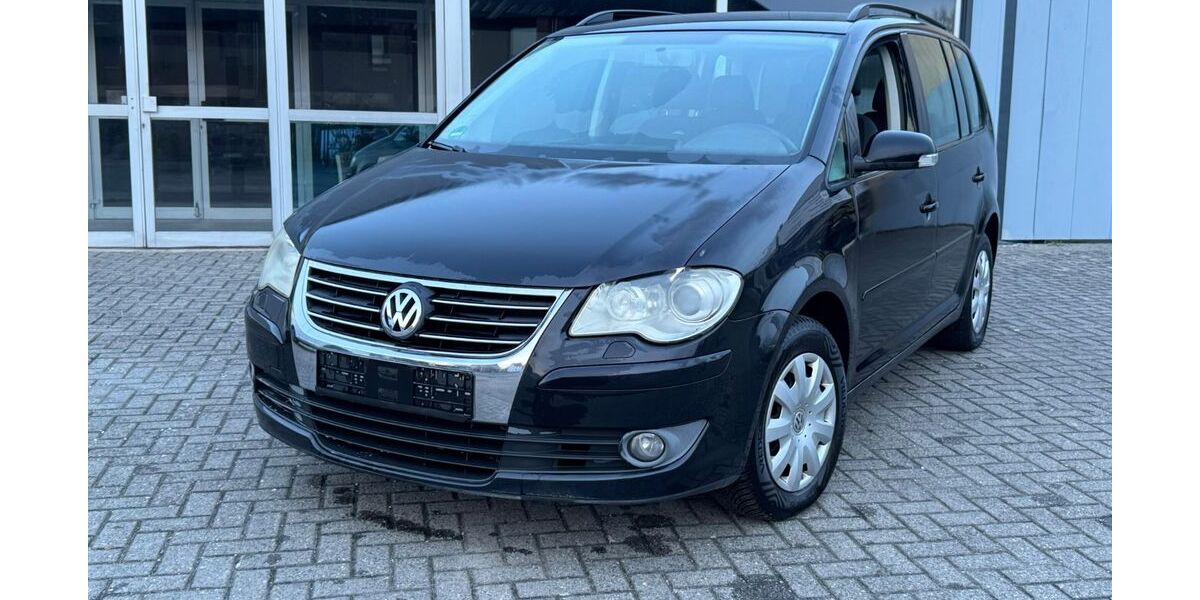VW Touran 267.000 km 1.190 &euro; Voerde 46562