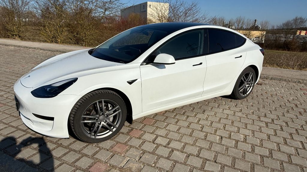 Tesla Model 3 38.600 km 26.900 &euro; Kümmersbruck 92245