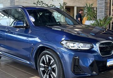 BMW iX3 38.695 km 41.300 &euro; Eitorf 53783