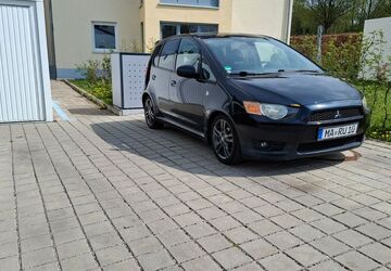 Mitsubishi Colt 130.000 km 3.250 &euro; Dachau 85221