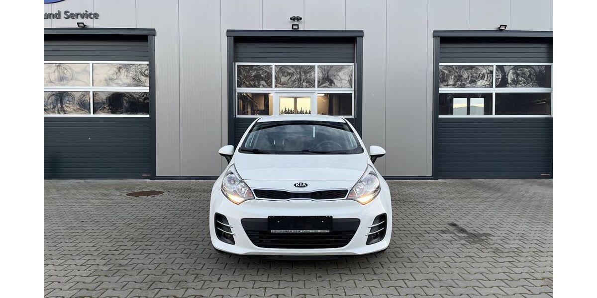 Kia Rio 99.999 km 9.999 &euro; Cottbus 03044