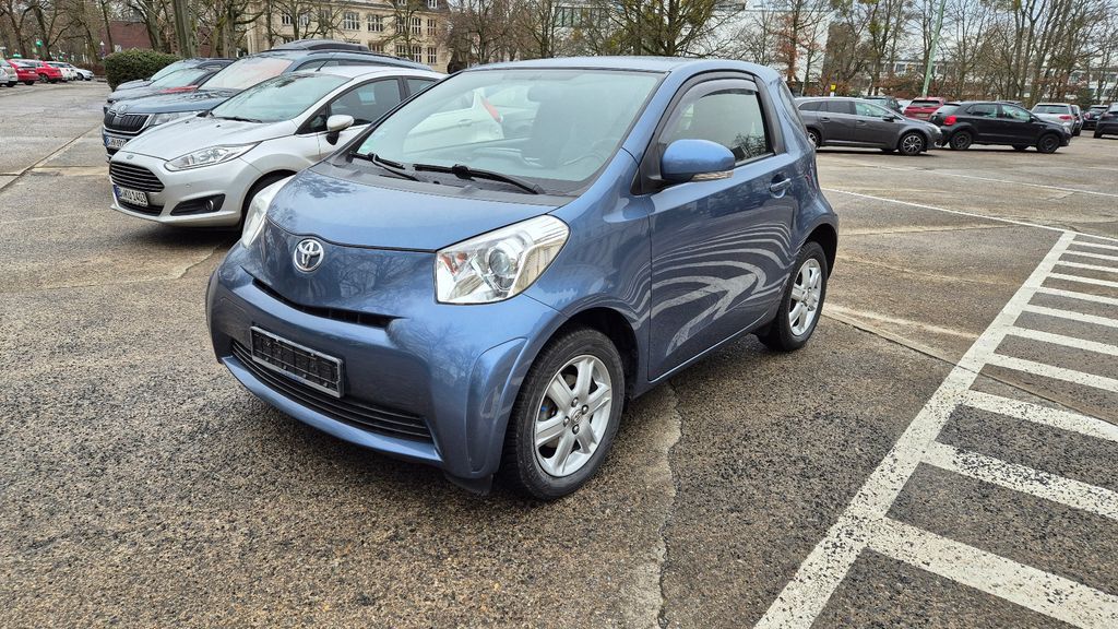 Toyota IQ 114.000 km 7.900 &euro; Berlin 14195