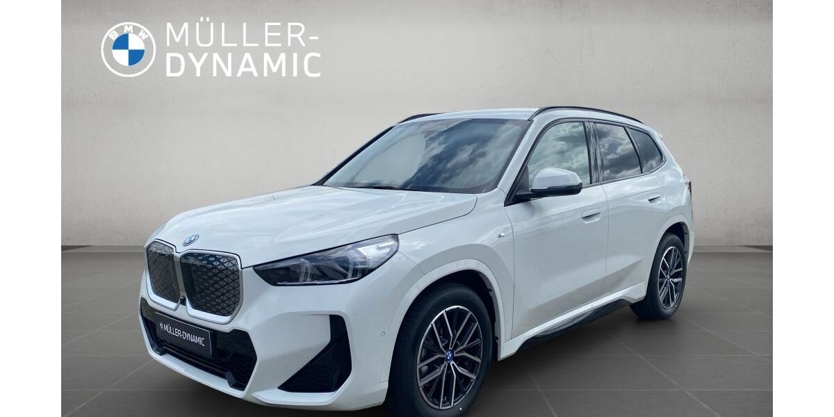 BMW iX1 10.482 km 47.910 &euro; Lebach 66822