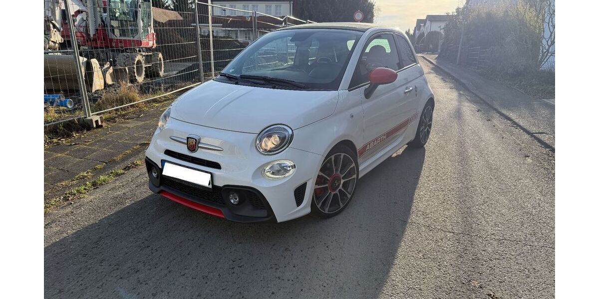 Abarth 595C 77.707 km 16.000 &euro; Gießen 35398