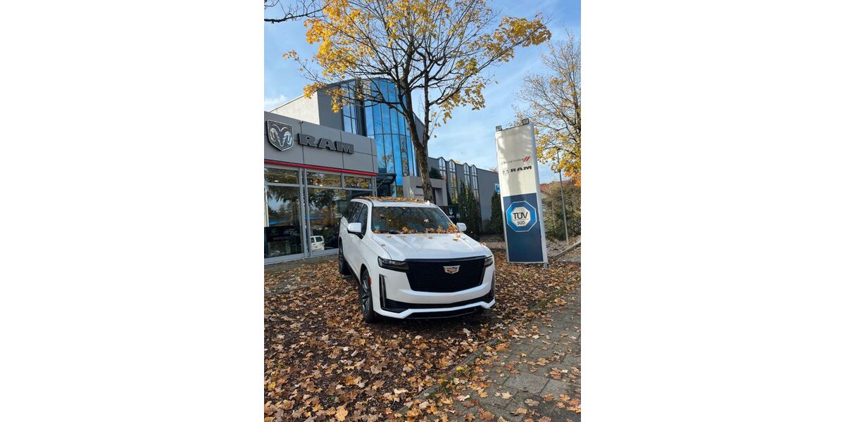 Cadillac Escalade 2.500 km 97.990 &euro; Burgstädt 09217