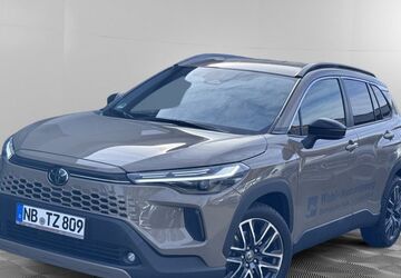 Toyota Corolla Cross 2.500 km 37.970 &euro; Neubrandenburg 17034