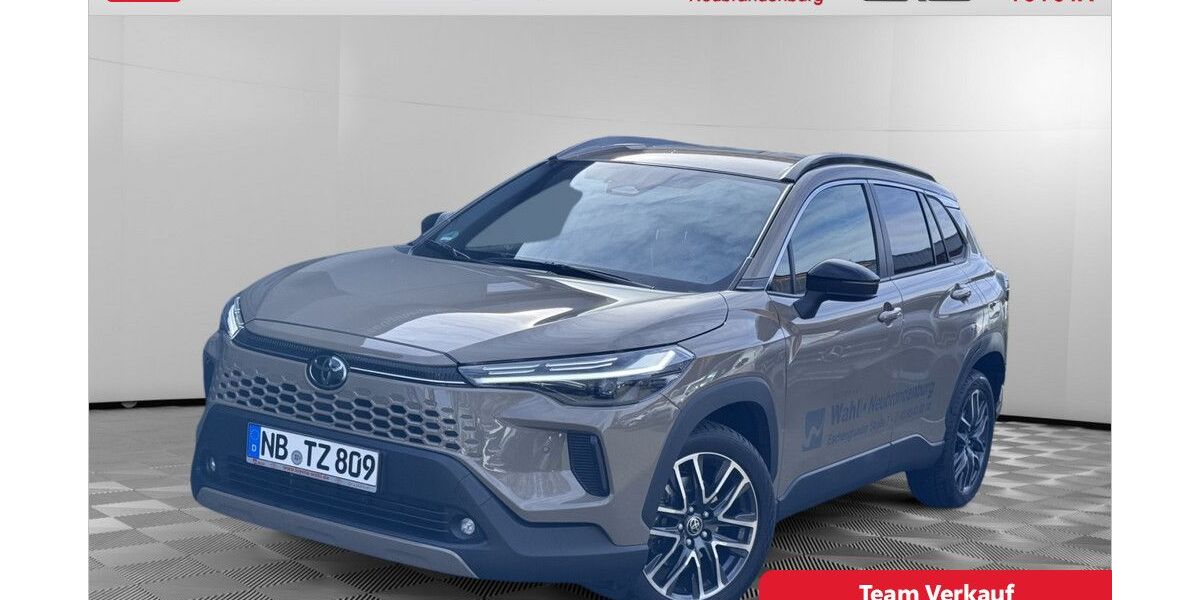 Toyota Corolla Cross 2.500 km 37.970 &euro; Neubrandenburg 17034
