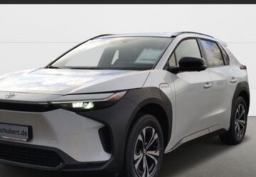 Toyota bZ4X 9.622 km 32.480 &euro; Kassel 34125