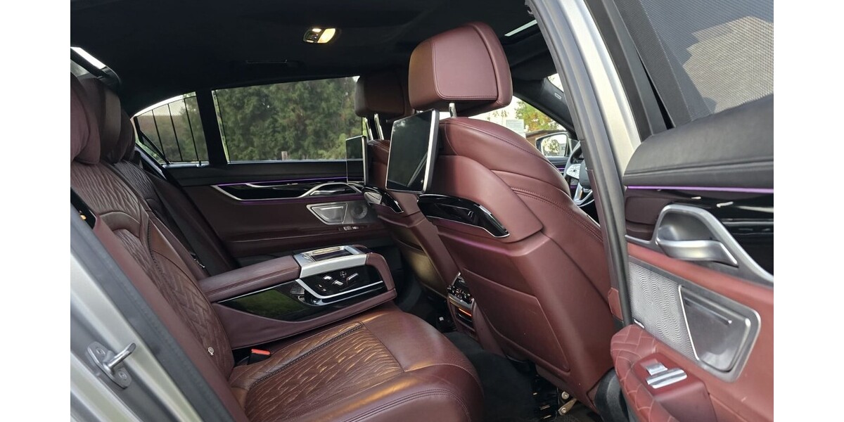 BMW 745e benzine electrick 196.000 km 40.000 &euro; Heusden-Zolder 