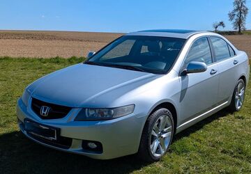 Honda Accord 218.000 km 5.299 &euro; Linden 35440