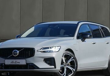 Volvo V60 13.482 km 44.590 &euro; Saarbrücken 66121