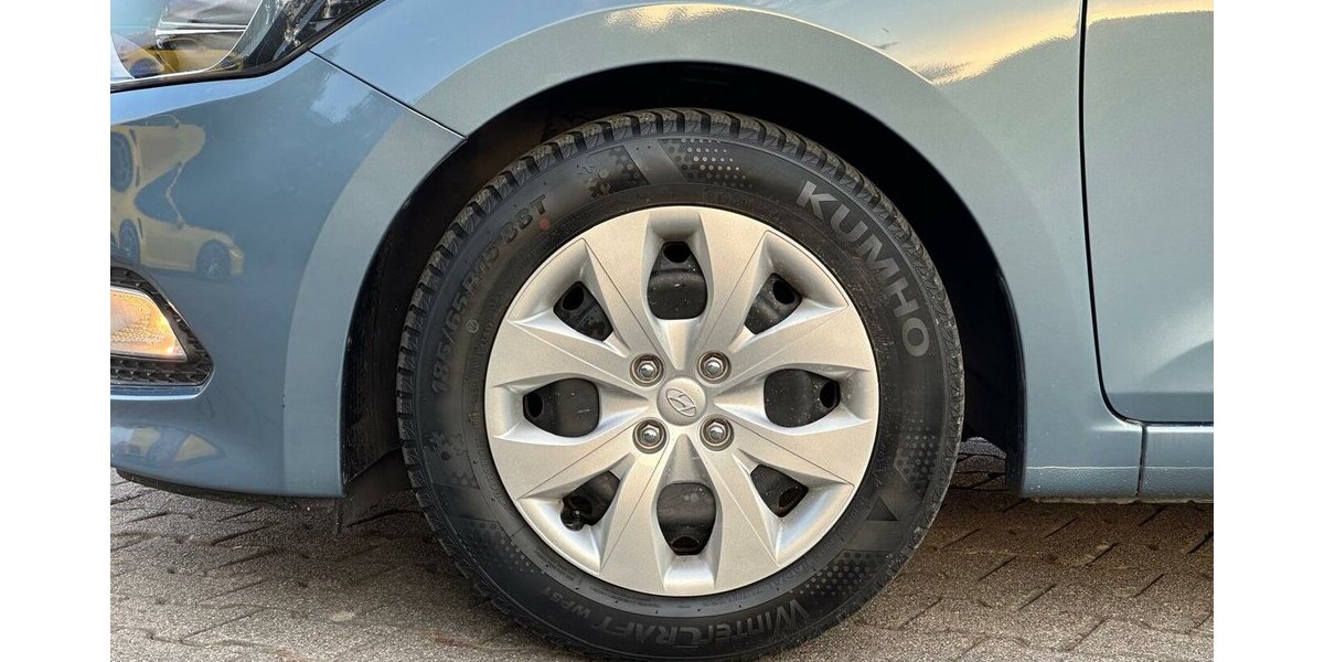 Hyundai i20 Active 1.2 96.000 km 6.950 &euro; Schorndorf 73614